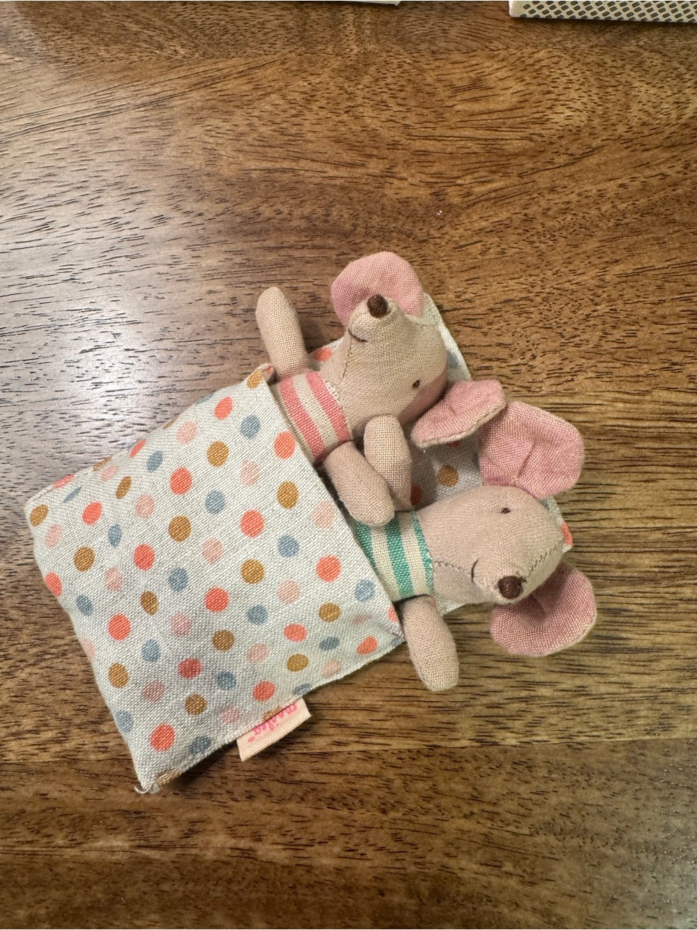 Maileg Baby Twins Mouse Set in Pink & Mint - Picture 2 of 4
